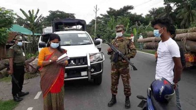 বাগেরহাটে স্বাস্থ্যবিধি না মানায় একদিনে ৭৭ জনকে জরিমানা